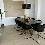 5 דירה
