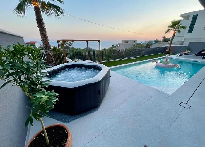 Апартаменти 5 Макарська