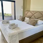 5 Apartment *