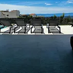 Apartment 5
